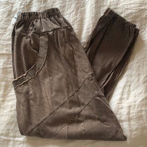 Patterned harem pants